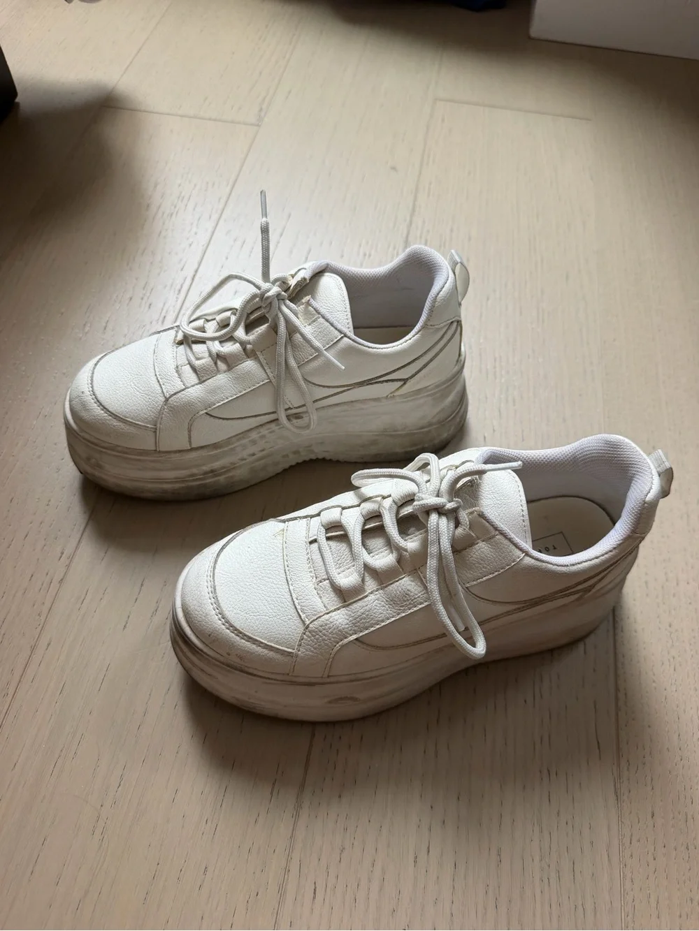 Topshop Platform White Sneakers